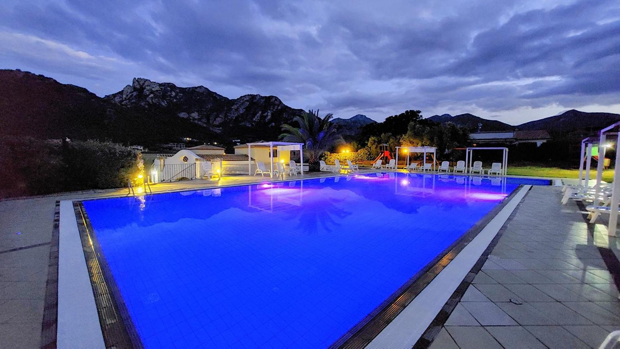 Hotel Cardedu Εξωτερικό φωτογραφία