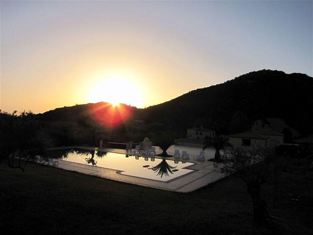 Hotel Cardedu Εξωτερικό φωτογραφία