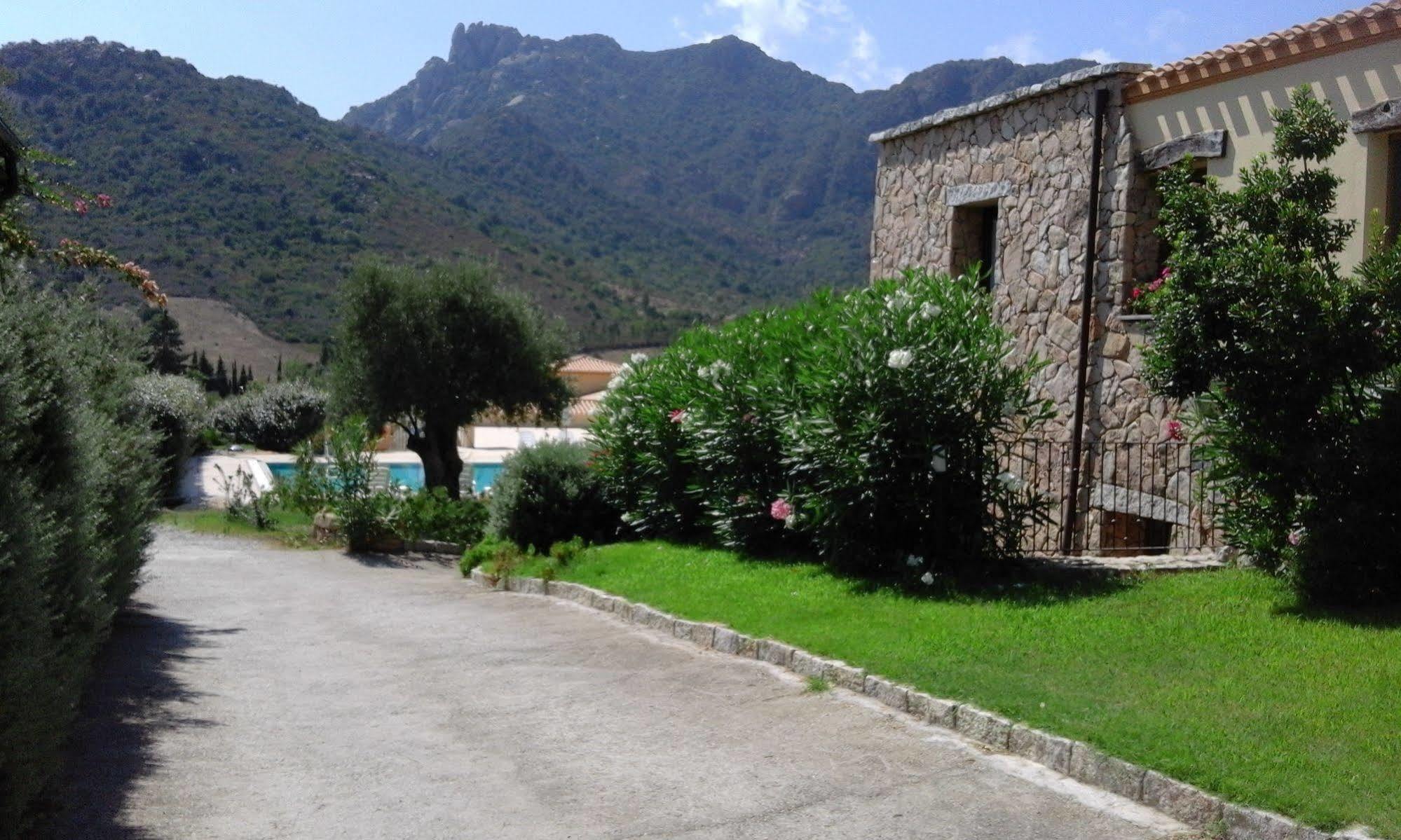 Hotel Cardedu Εξωτερικό φωτογραφία